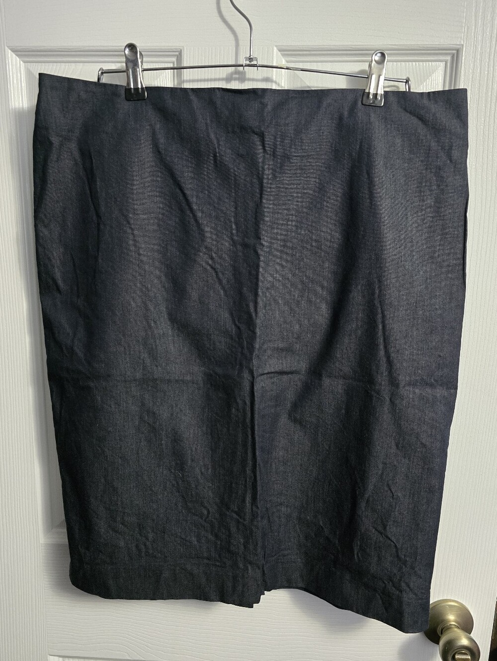 LOFT Outlet Dark Wash Chambray Denim Pencil Skirt Size 14 Blue Minimalist